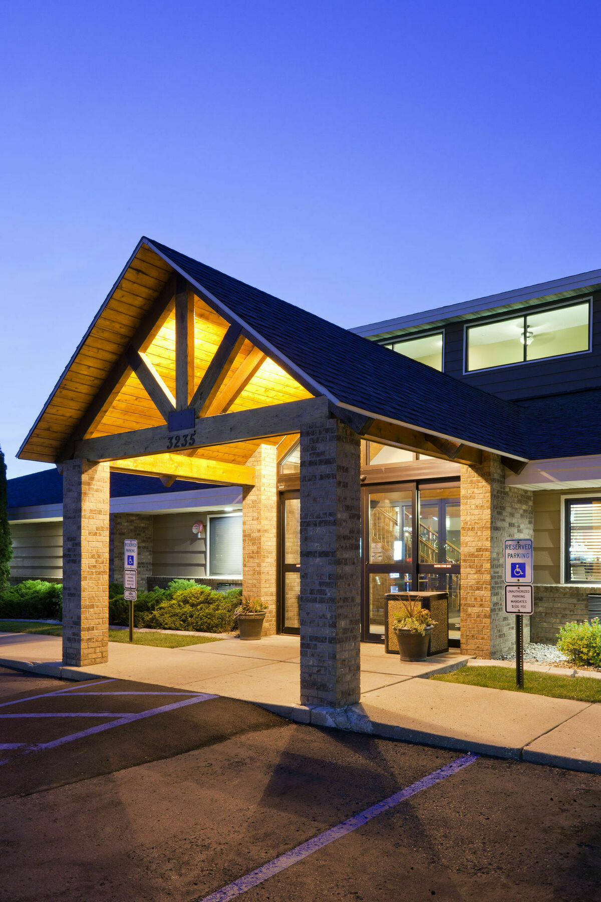 Americinn By Wyndham ביסמרק מראה חיצוני תמונה