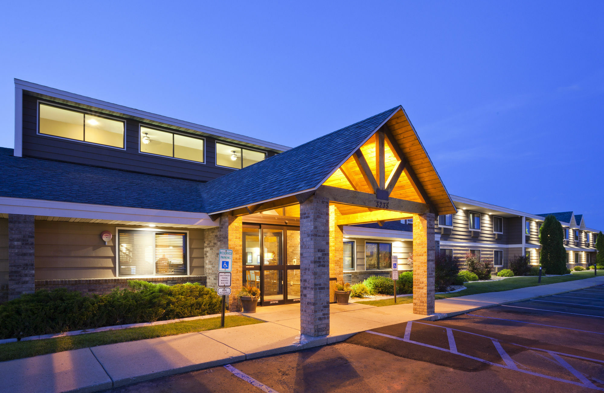 Americinn By Wyndham ביסמרק מראה חיצוני תמונה